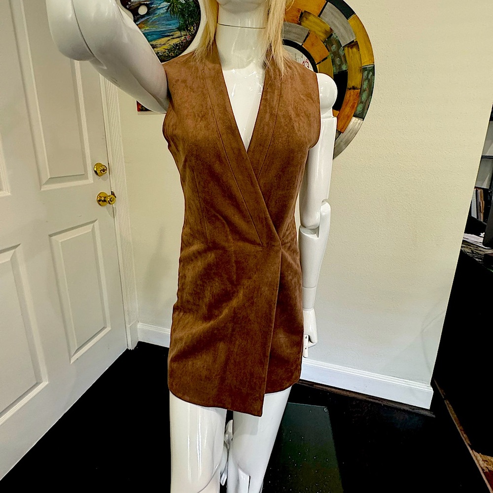 BCBG Maxazria extra small suede wrap sleeveless business casual sexy dress